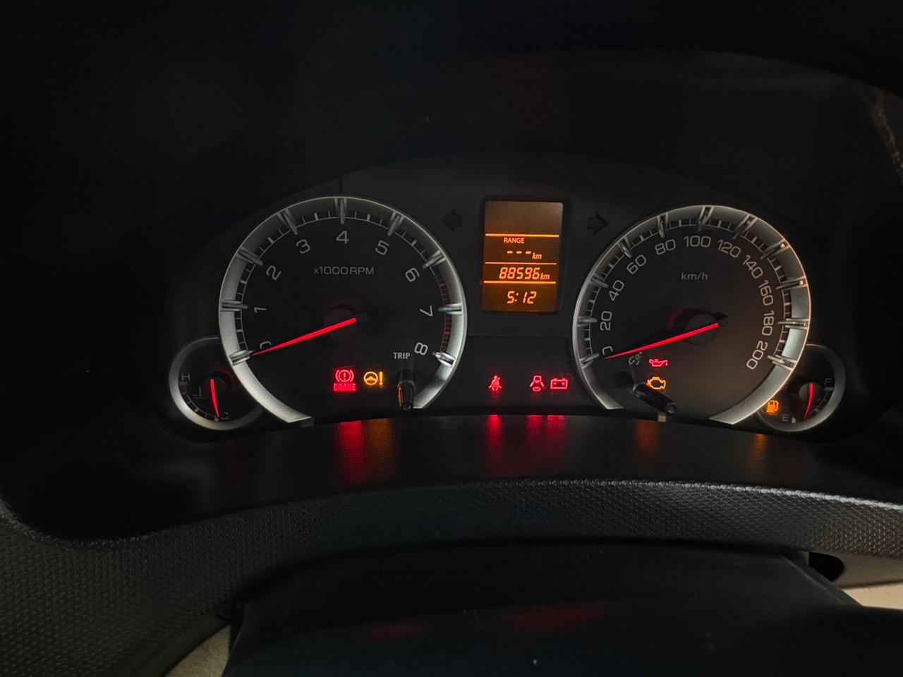 
								Maruti Suzuki Swift Dzire VXI full									