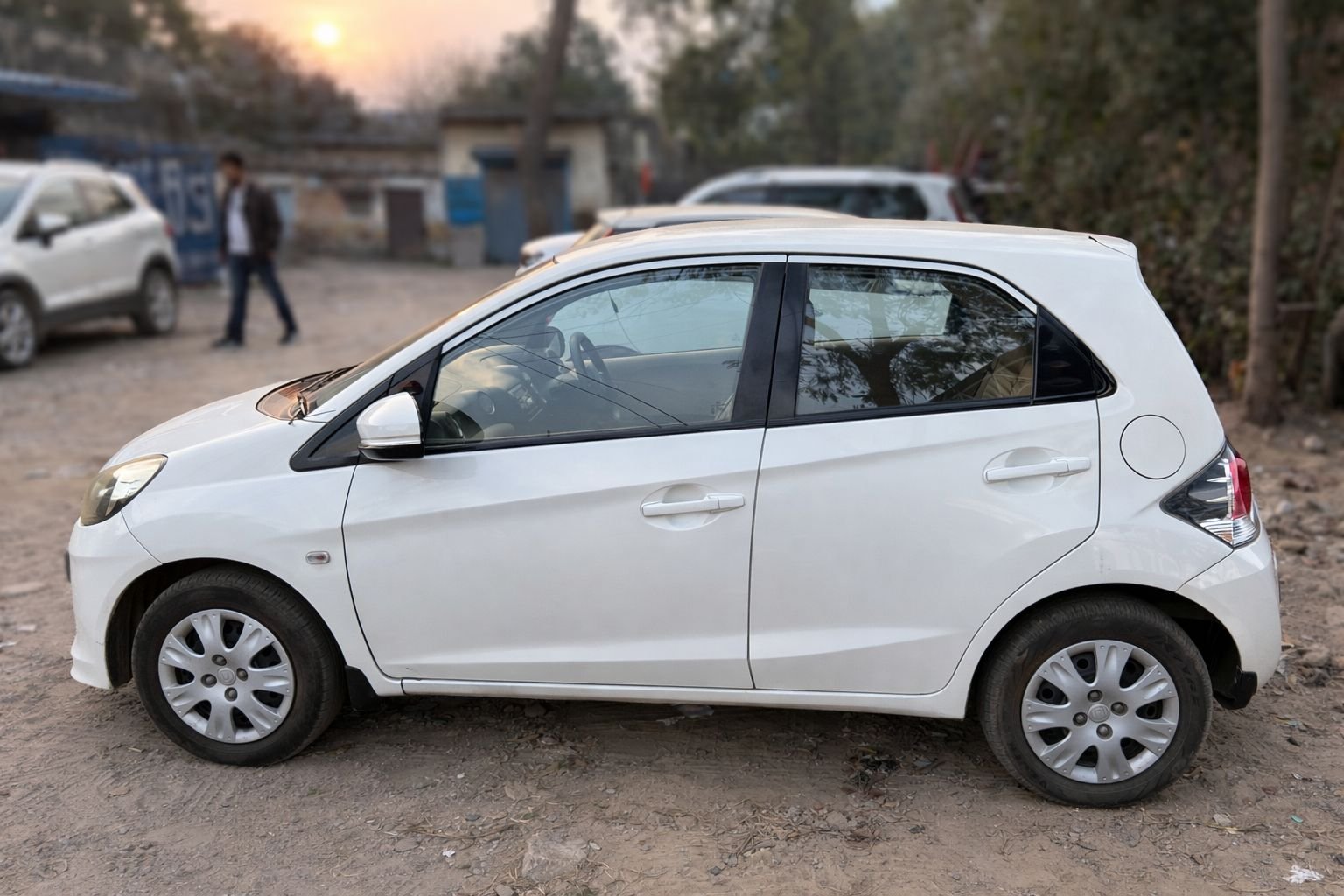 
								Honda Brio SMT full									