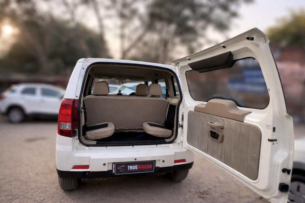 
								Mahindra Bolero N10 full									