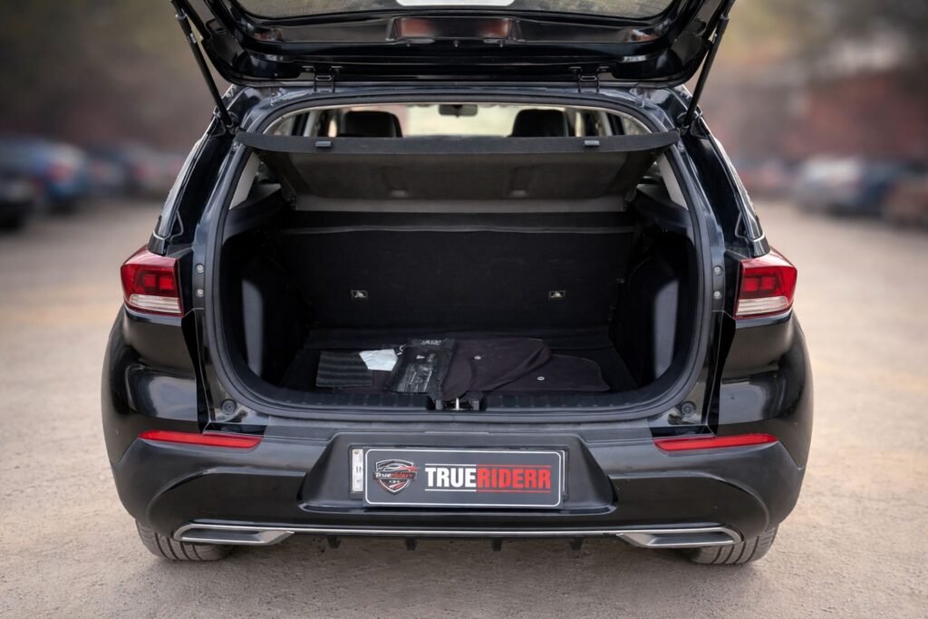 Kia Sonet HTX with Sunroof