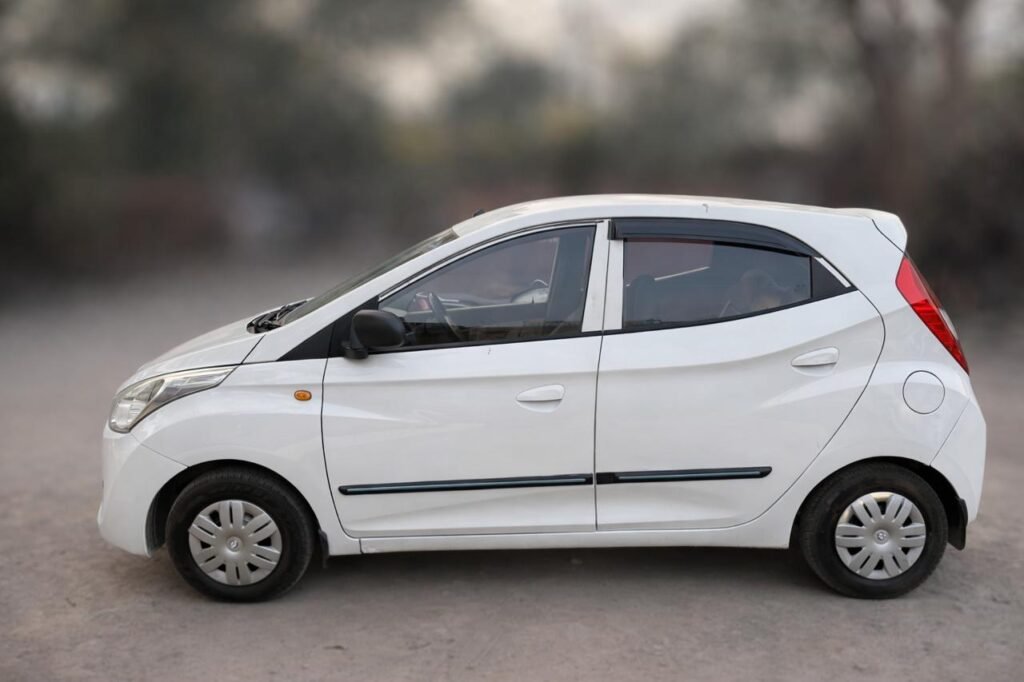Hyundai EON LXI
