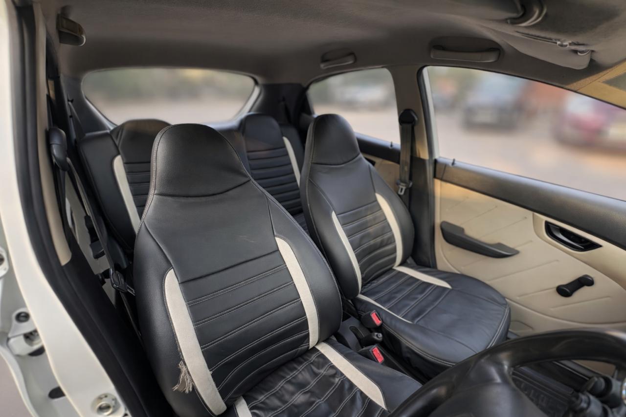 
								Hyundai EON LXI full									