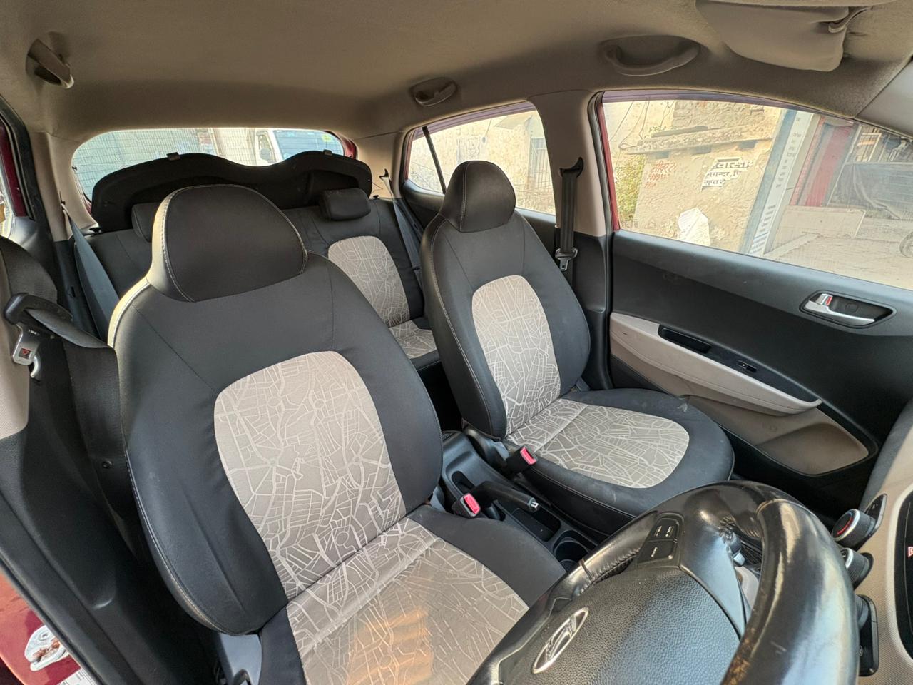 
								Hyundai Grand i10 Asta Automatic full									