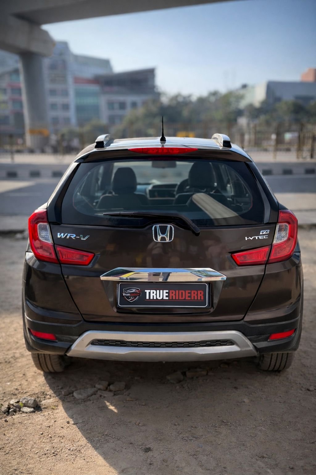 
								Honda WR-V with Sunroof full									