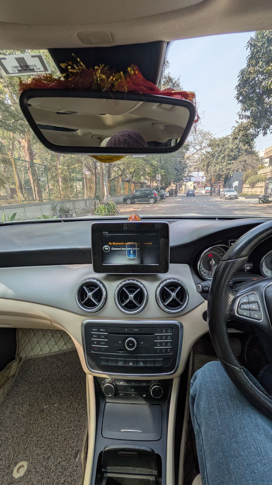 
								Mercedes GLA 200 full									