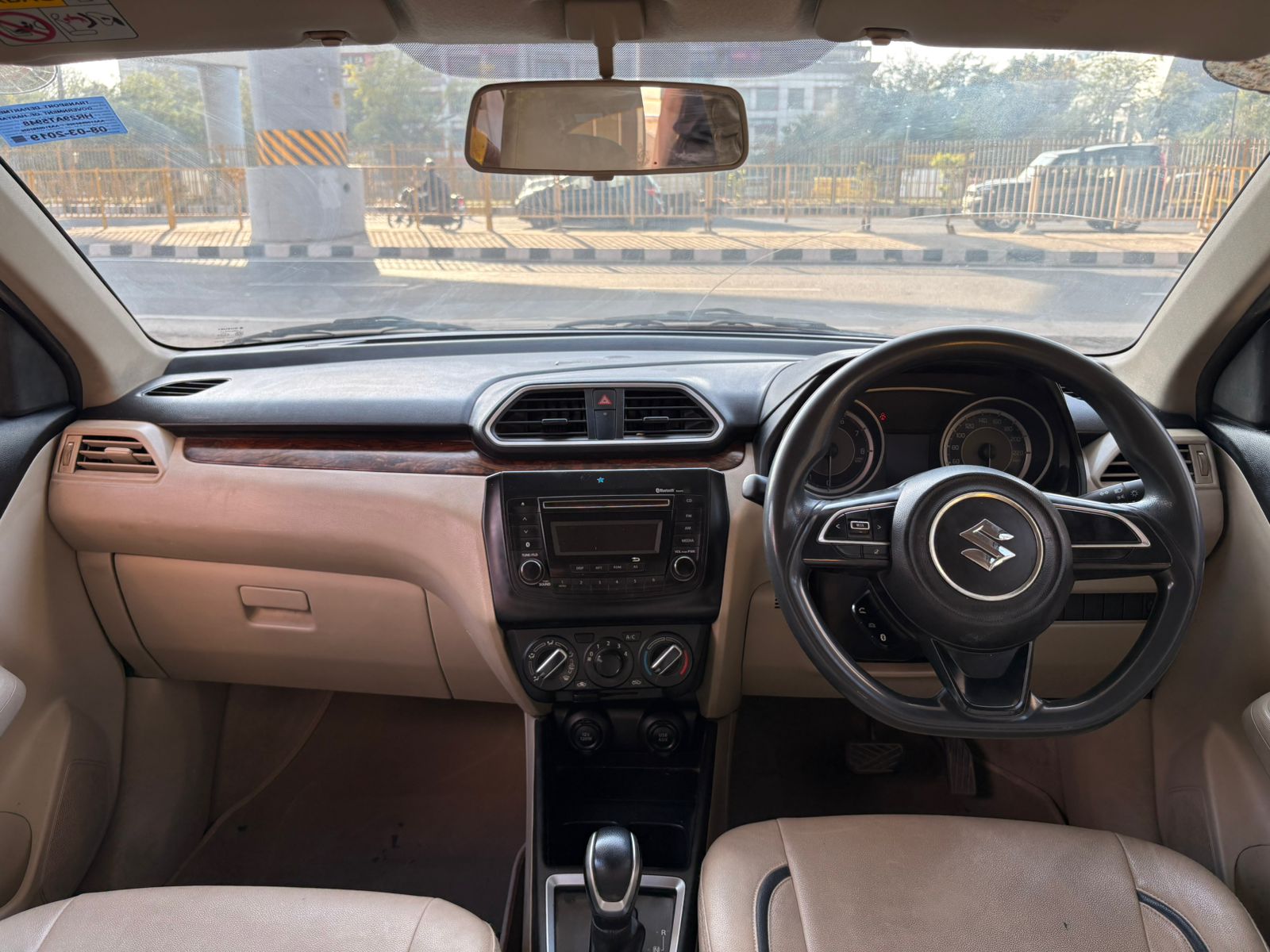 
								Maruti Suzuki Swift Dzire VXI Automatic full									